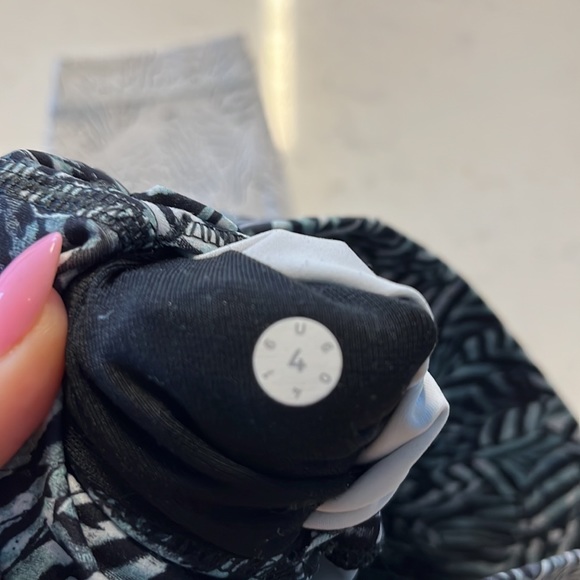 Lululemon full length leggings - Picture 5 of 5